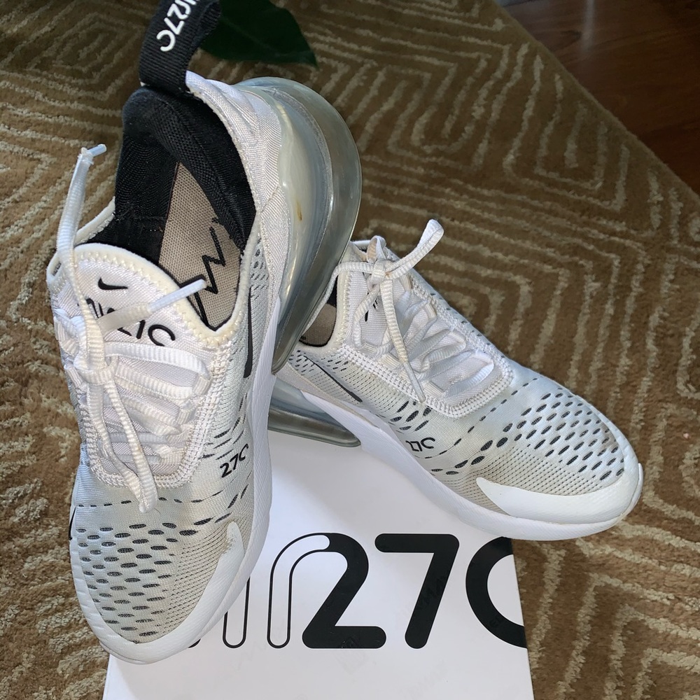 Nike Women’s Air 270 Size 7.5